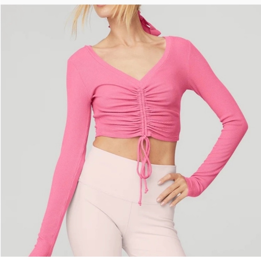 Alo yoga Ribbed Cinch Cropped Long Sleeve in pink fuschia
